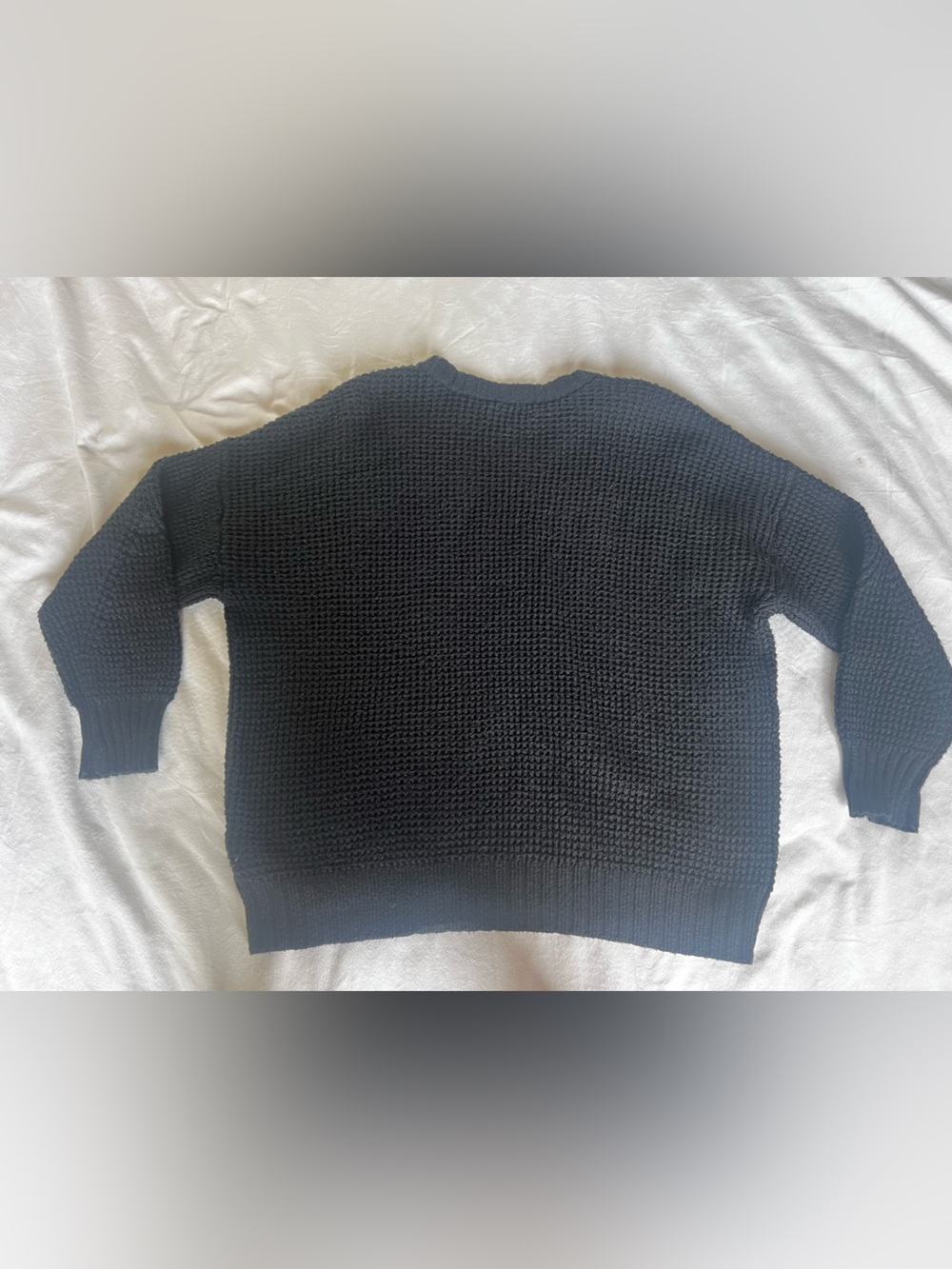American Eagle sweater Black size large